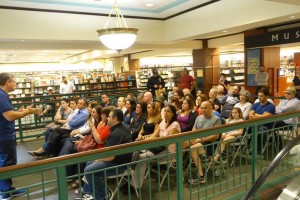 B&N Miami Crowd